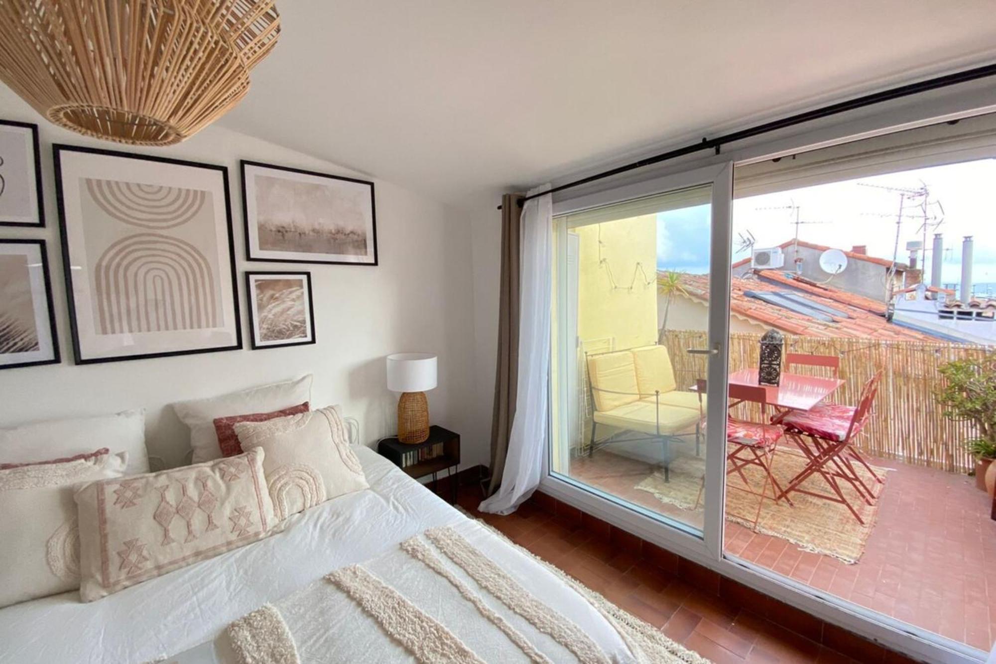 06M - Old Antibes Beautiful Duplex Terrace With Sea View Apartment Exterior photo